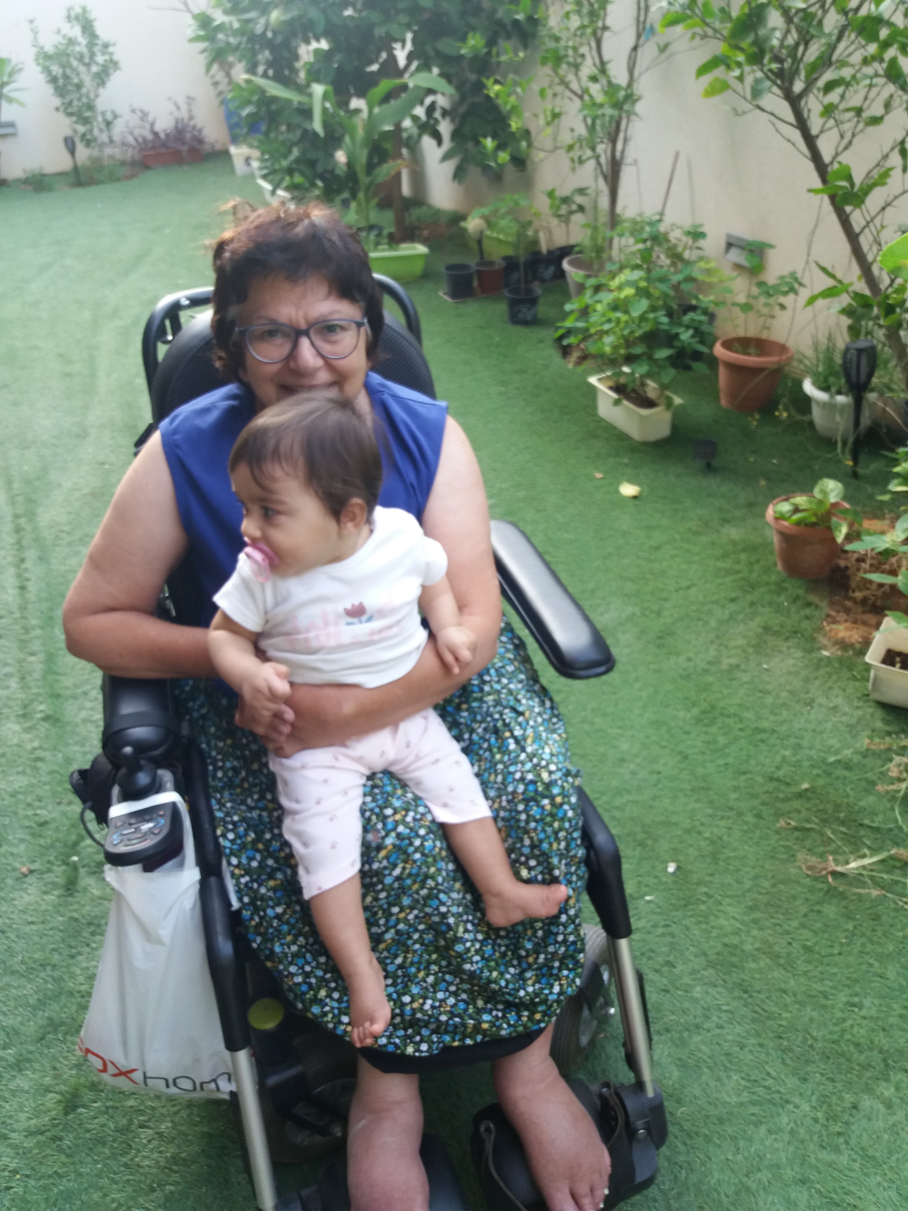 אלבום התמונות של שיר by sharon - Ourboox.com