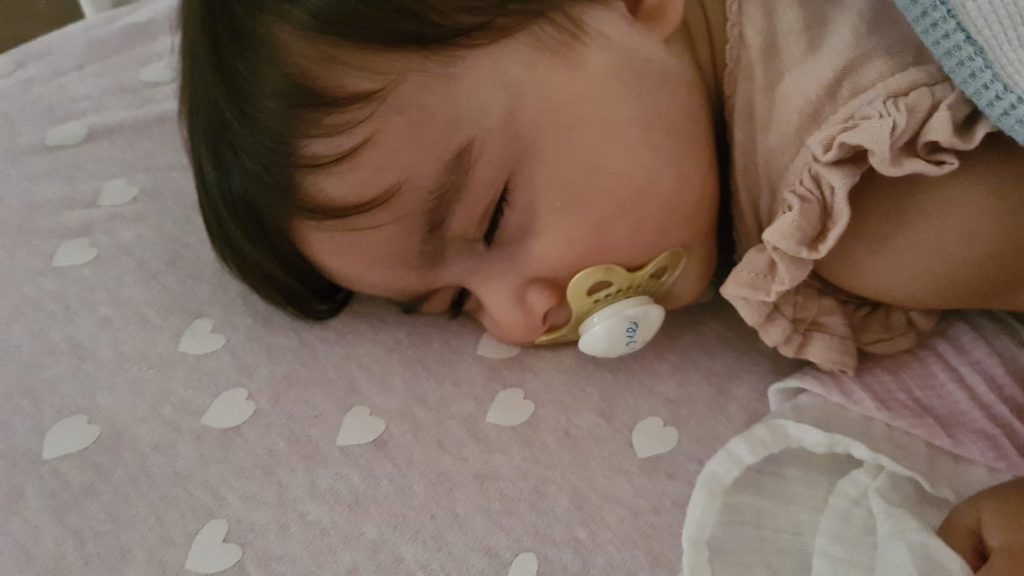 אלבום התמונות של שיר by sharon - Ourboox.com