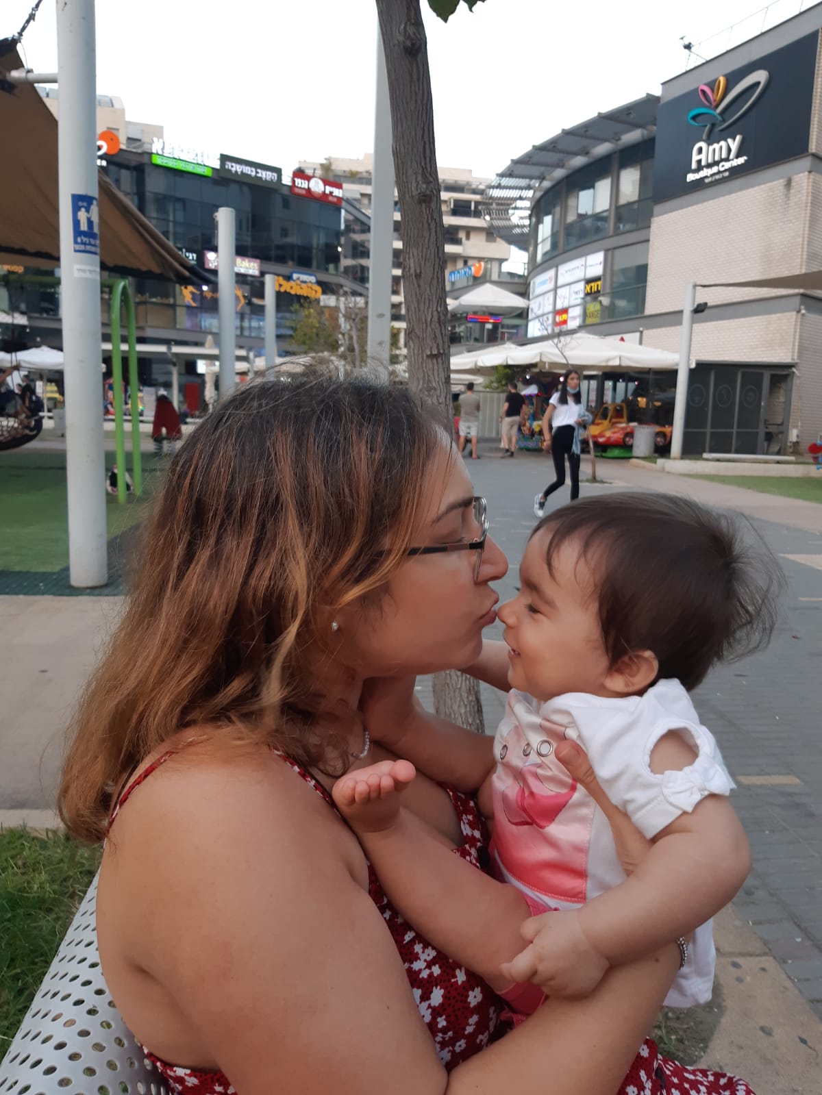 אלבום התמונות של שיר by sharon - Ourboox.com