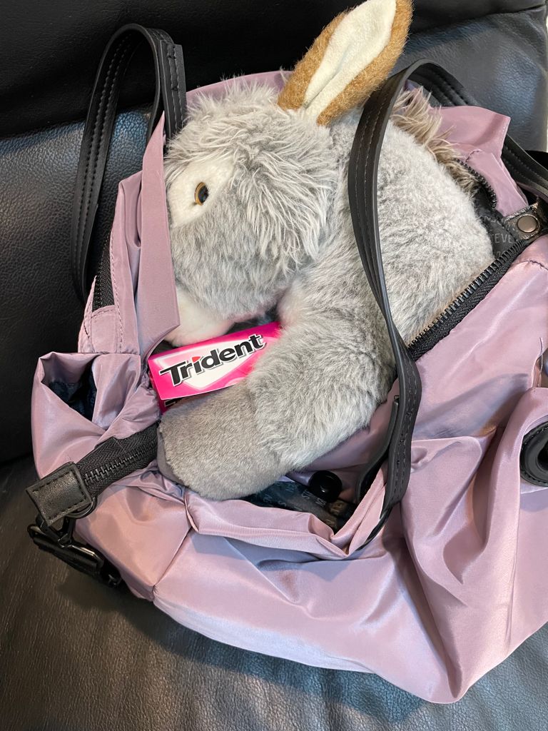 אבן הזהב by sharona Givol - Illustrated by שרונה גבעול - Ourboox.com