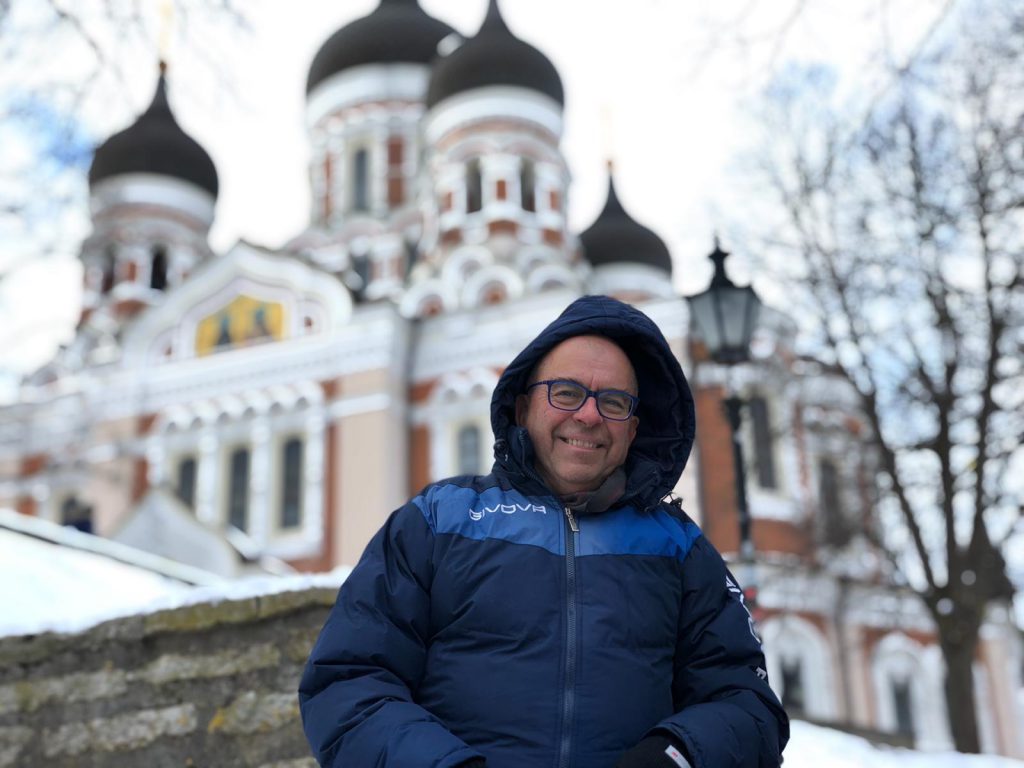 Sixty Minutes, Seventy Years – PIctures from my life by Mel Rosenberg - מל רוזנברג - Ourboox.com