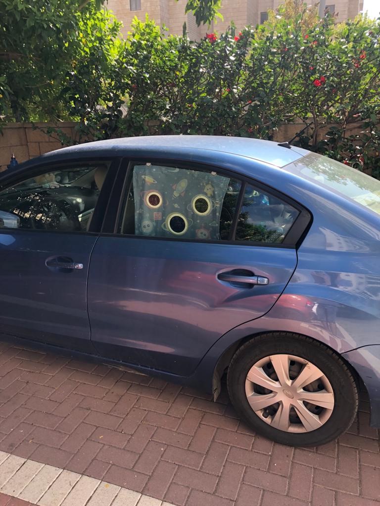 Objects with faces by Allon Sasson - Illustrated by Allon Sasson - Ourboox.com