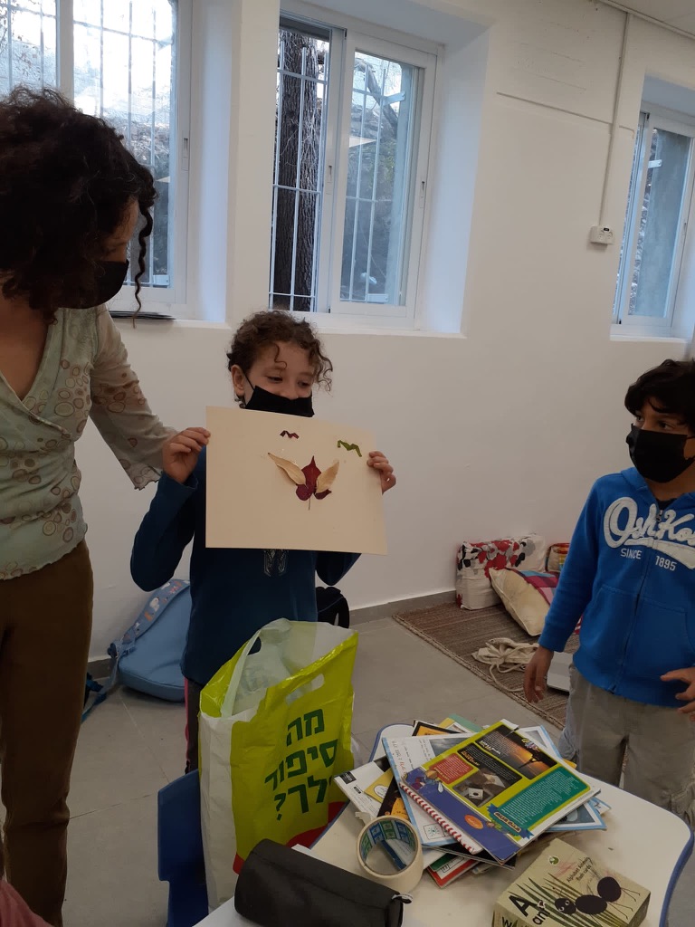 קולאז׳ : שישי הורים כרמים תשפ״ב by Zehavit Stern - Illustrated by המשתתפים - Ourboox.com