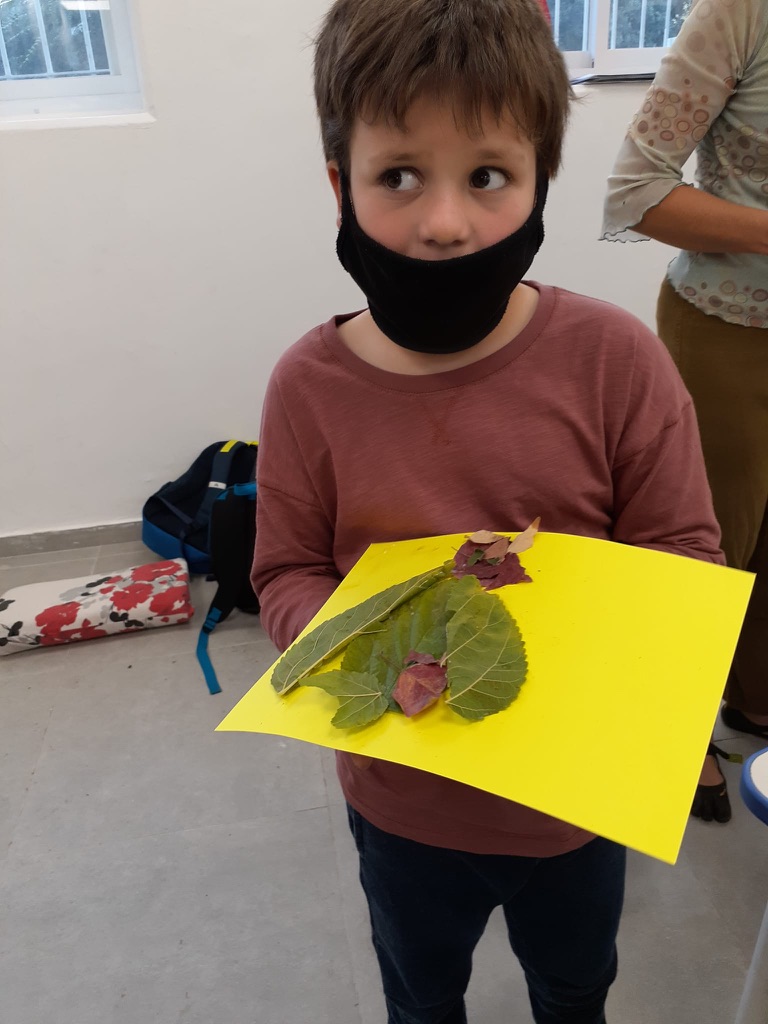 קולאז׳ : שישי הורים כרמים תשפ״ב by Zehavit Stern - Illustrated by המשתתפים - Ourboox.com