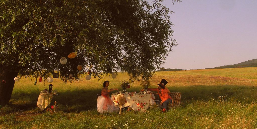 Alice by Naya Koleva - Illustrated by Dora Dikovska - Ourboox.com