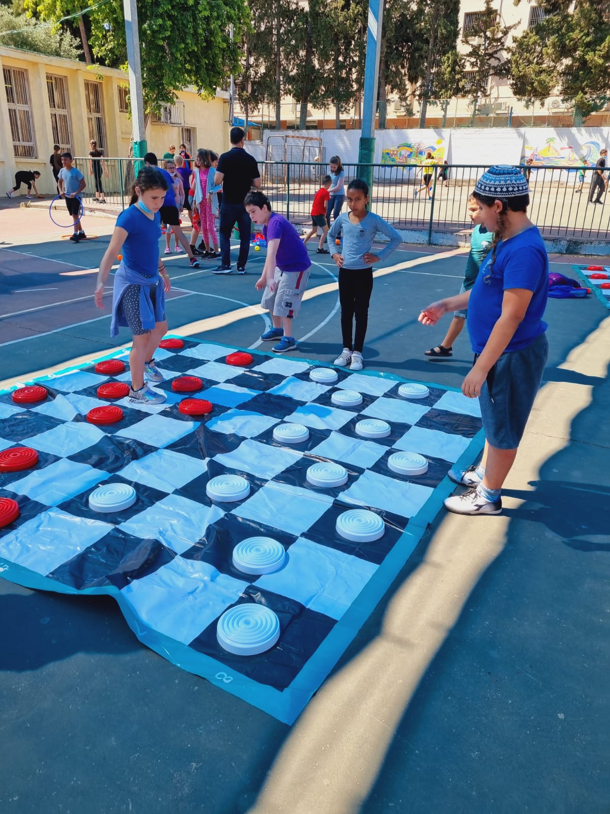 משחקים להפסקות פעילות בבית ספר שז”ר שירלי רייבין by Orly Raiben - Illustrated by שירלי רייבין - Ourboox.com