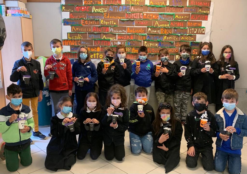 Outdoor School by Maestra Mariangela - Ourboox.com