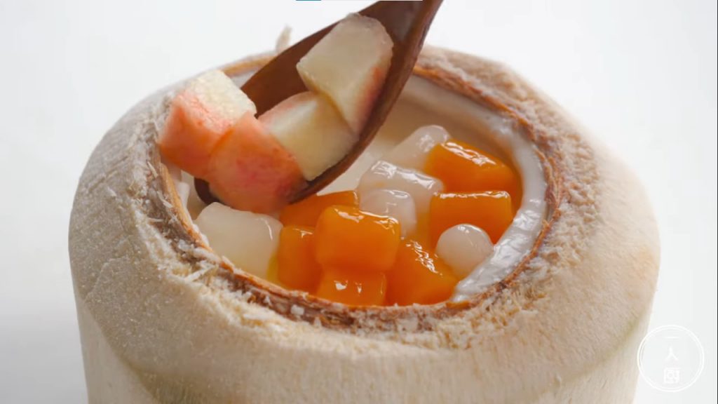 自制椰子冻食谱 by Valerie - Illustrated by Valerie Ivanova  - Ourboox.com