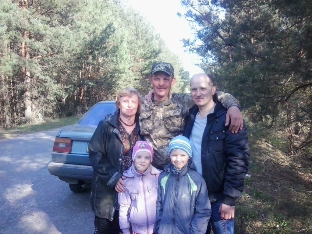 Герої АТО/ООС by Iryna Rudyk - Illustrated by Фото з особистих колекцій захисників України. Вся інформація зібрана та узагальнена керівниками бібліотек. - Ourboox.com