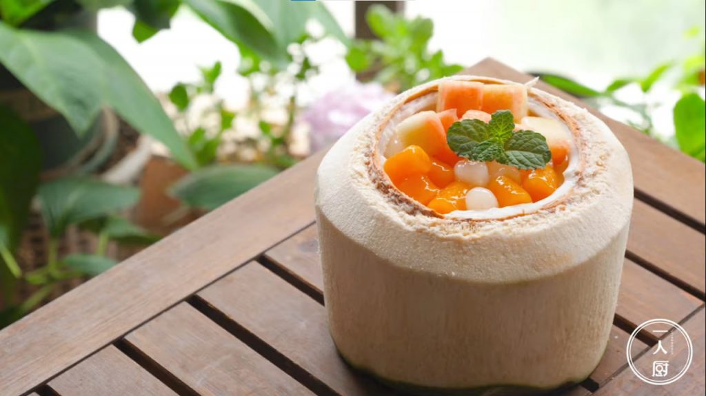 自制椰子冻食谱 by Valerie - Illustrated by Valerie Ivanova  - Ourboox.com