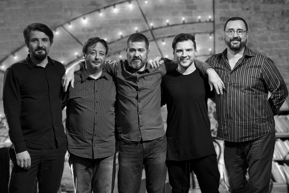 Сплин by Polina Savelkova - Illustrated by Polina Gagarina - Ourboox.com