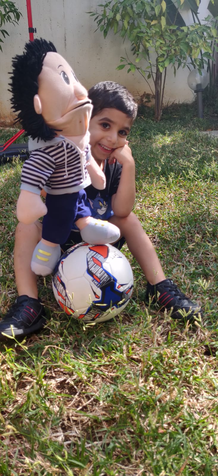 שבת בבוקר ,יום יפה! by Alina Cohen - Illustrated by ילדי גן מרגנית - Ourboox.com