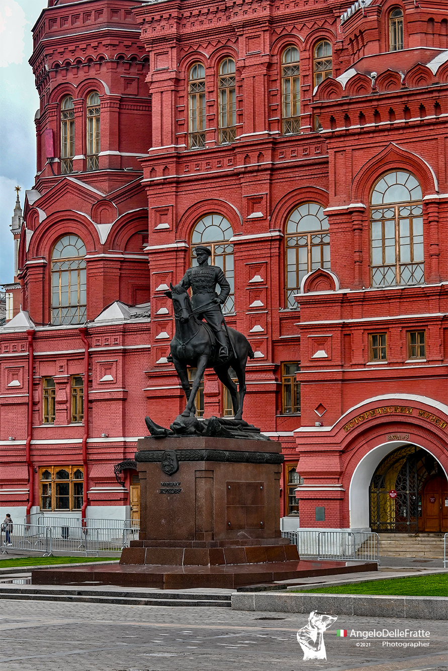 Fotografare Viaggiando – Mosca 2021 by Angelo Delle Fratte - Illustrated by Angelo Delle Fratte - Ourboox.com