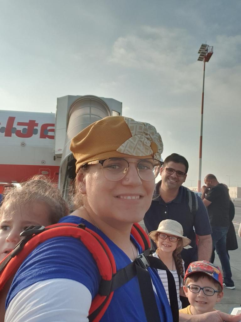 זמנים יקרים שלי by Esther zuzut - Illustrated by אסתר זוזות  - Ourboox.com