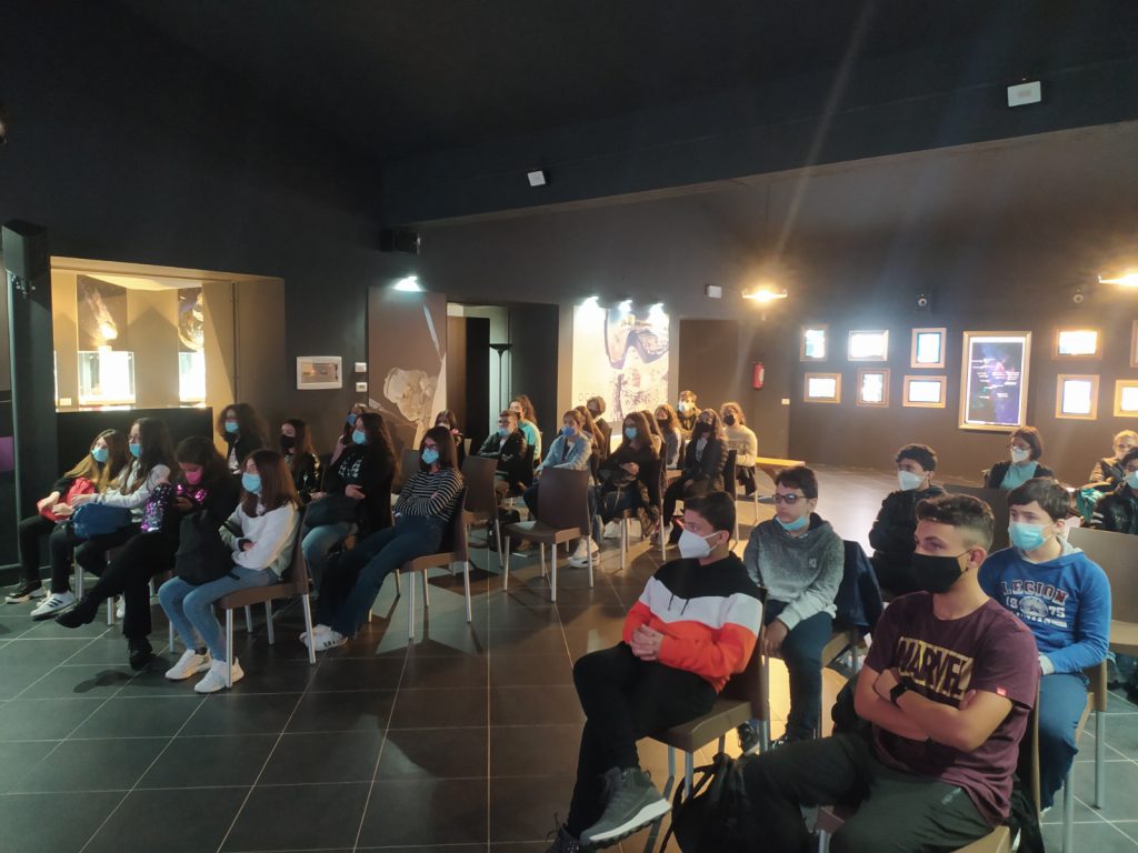 Gita a Isnello by Virginia Ruggeri - Illustrated by v.r. - Ourboox.com