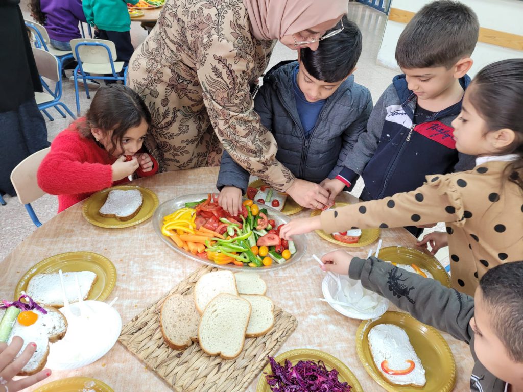يوم كله صحه في بستان أصدقاء الحكمة by nareman - Ourboox.com