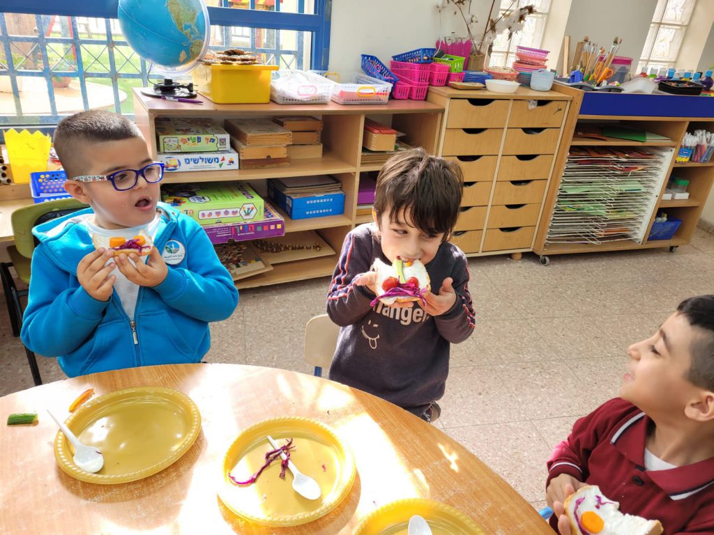 يوم كله صحه في بستان أصدقاء الحكمة by nareman - Ourboox.com