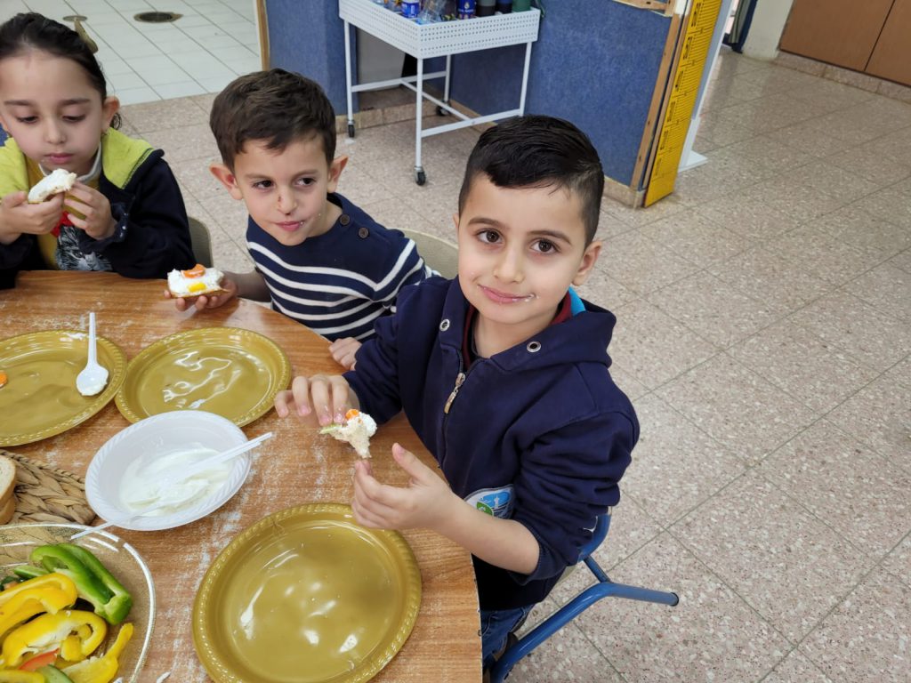 يوم كله صحه في بستان أصدقاء الحكمة by nareman - Ourboox.com