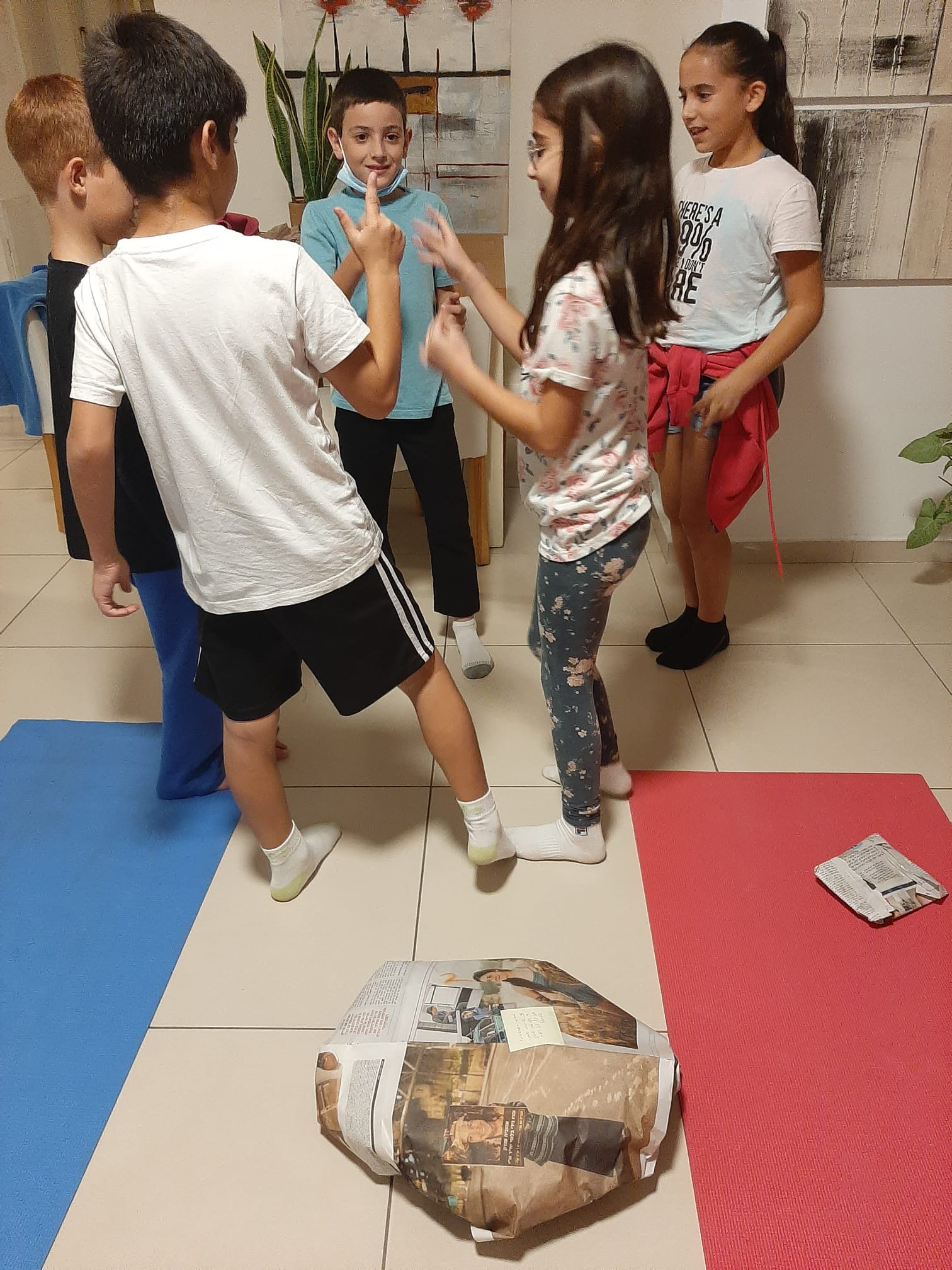 ידיעות “ארגמן”, חודש טבת, תשפ”ב by ביה"ס ארגמן - Illustrated by תמר דוד וועדת עיתון - Ourboox.com