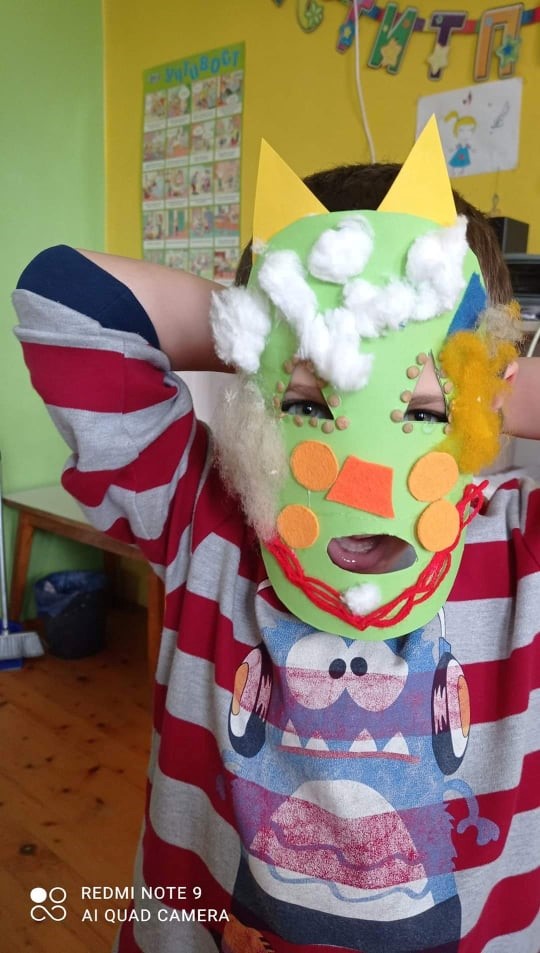 “Нашето бъдеще” – електронно списание на ДГ “Мир” гр.Мездра by Diana Vutova - Ourboox.com