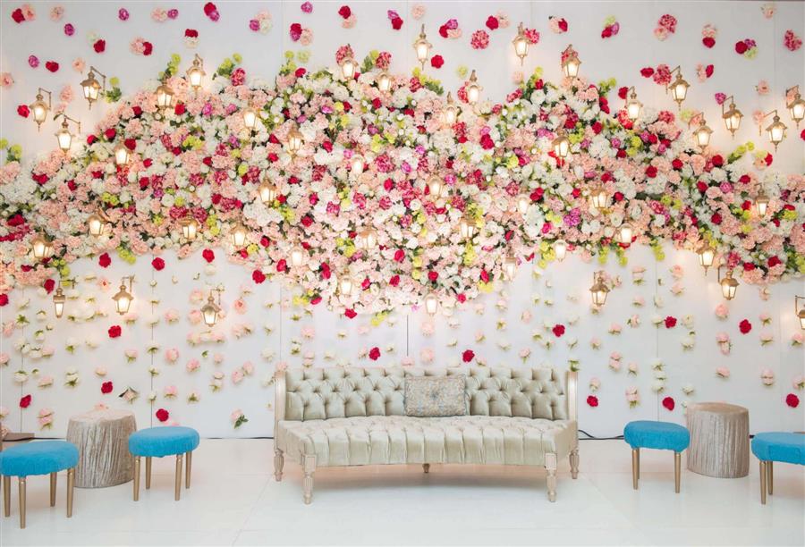 ما التغيرات الأساسية الني نبلغها خلال دورة حياة الإنسان؟ by useful - Illustrated by مفيدة فرج - Ourboox.com