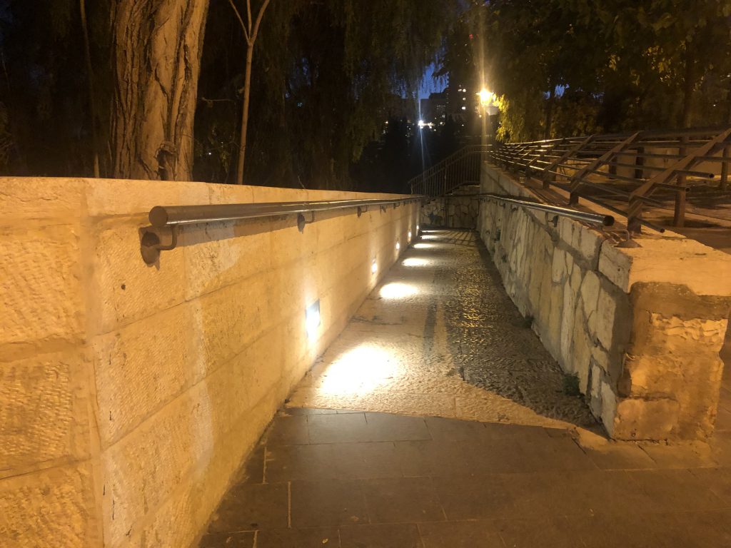 Our House in Jerusalem by Stephen Pohlmann - Illustrated by Stephen Pohlmann - Ourboox.com