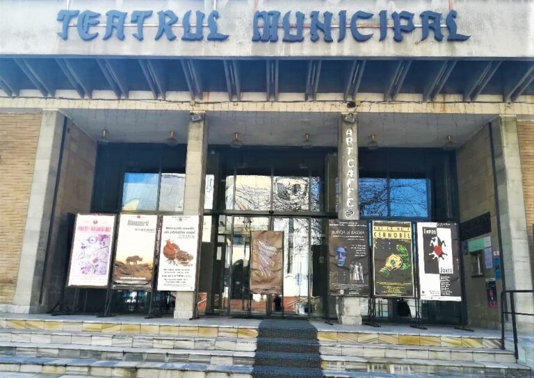 Sights in Baia Mare-Romania by Anca Tita - Illustrated by Anca Tita, Ioana Haragâș - Ourboox.com