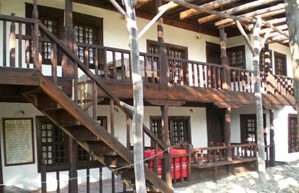 ПОД ИГОТО, глава 8, У чорбаджи Юрдана. Картинен речник на непознатите думи. by Alexander Cvetkov - Ourboox.com