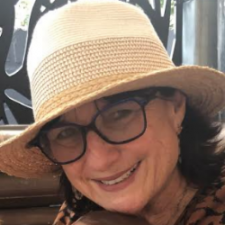 Profile picture of Dianne Kuchar