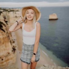 Profile picture of Zoe Dylan